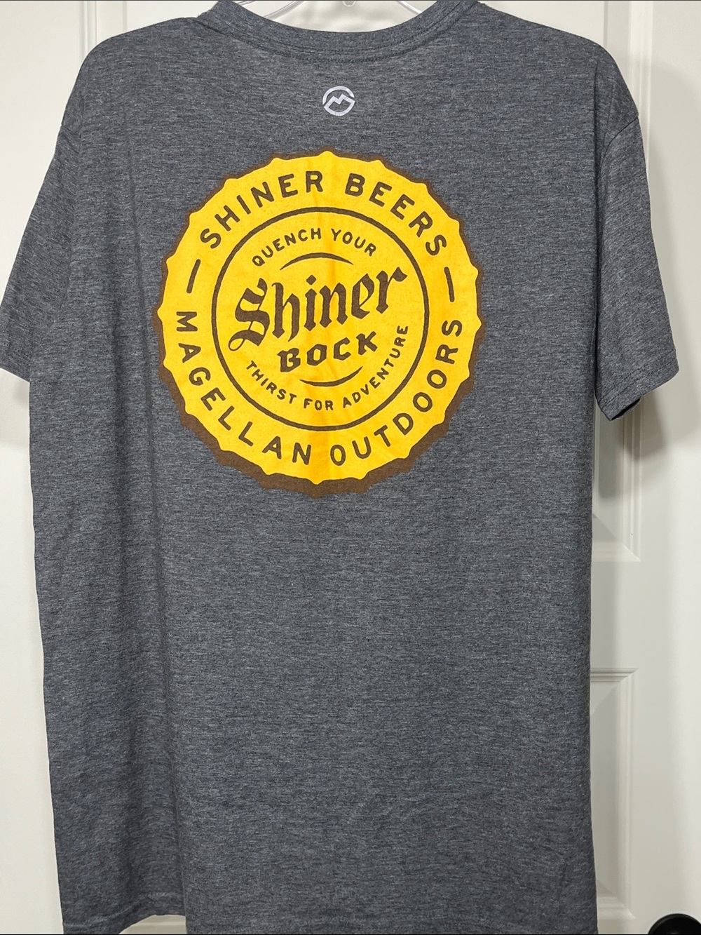 Magellan Outdoors Shiner Bock Beer Graphic T-Shirt Gray Size‎ Medium
